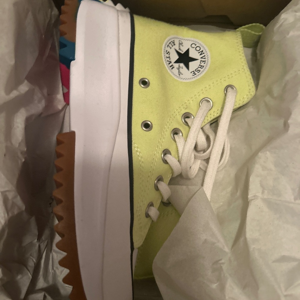 Neon yellow Converse Run Star Hike